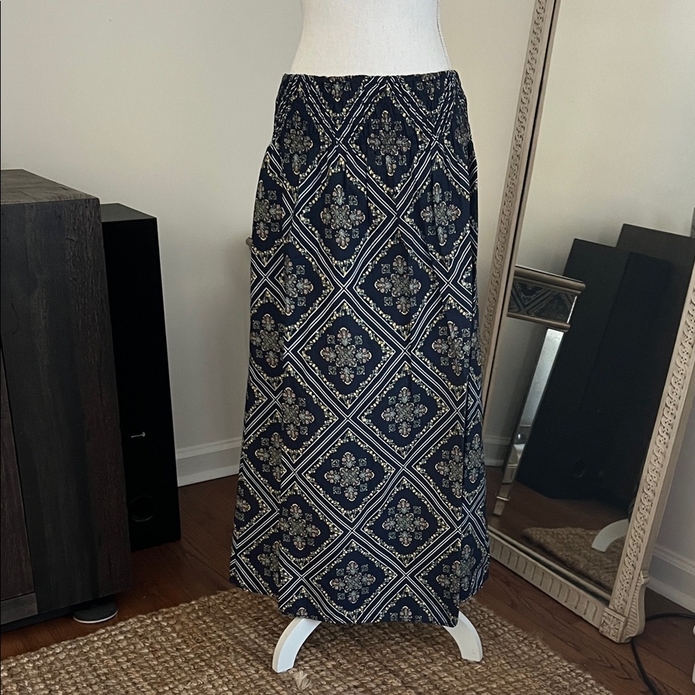 Loft Maxi Skirt size M